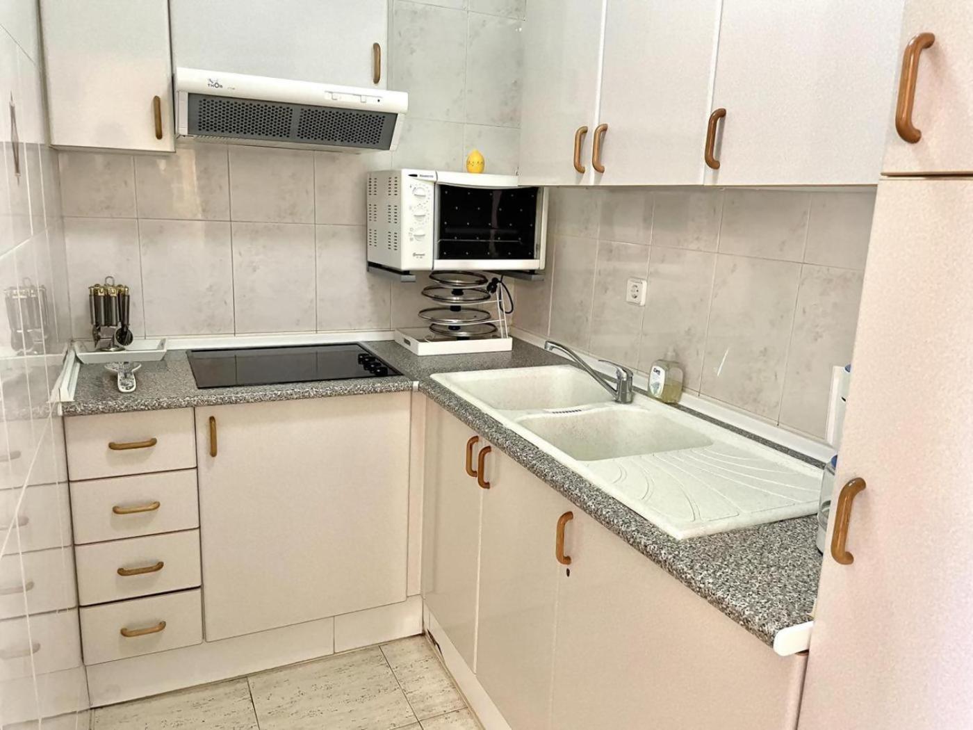 33Apartamento Soleado De Dos Habitaciones 엠푸리아브라바 외부 사진